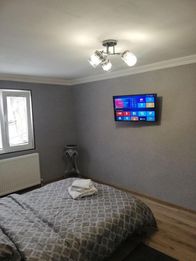 Lamara Apartment Тбилиси Екстериор снимка